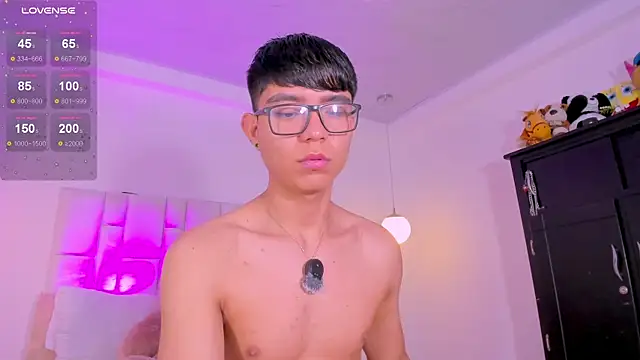CodyTwink online show from April 28, 2026, 2:54 pm