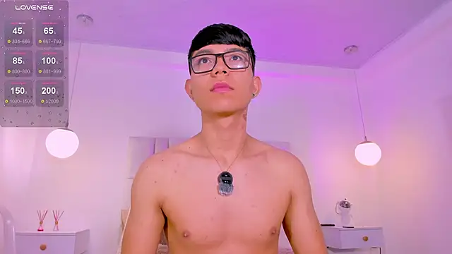 CodyTwink online show from June 19, 2026, 12:00 pm