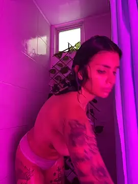 DeuxGold online show from October 23, 2025, 7:23 pm