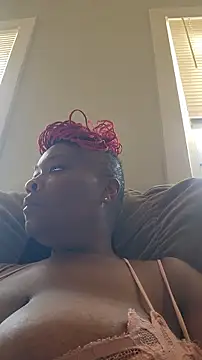 AllLeggs online show from July 28, 2026, 9:47 pm