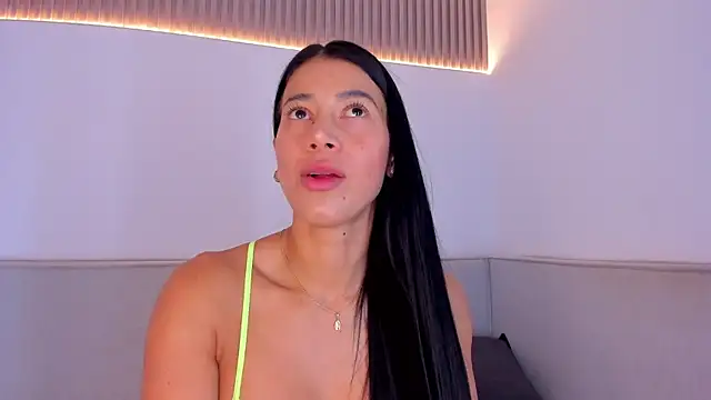 jasminehill  online show from May 29, 2026, 3:18 pm