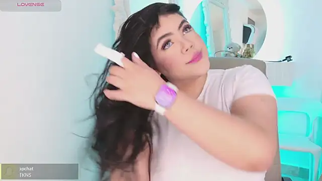 Snapshot of Harmonybabe_ chatting on August 2, 2026, 8:06 pm Harmonybabe online show from August 2, 2026, 8:06 pm