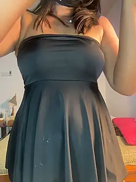 Snapshot of Cinderella-98 chatting on March 7, 2026, 5:47 am Cinderella-98 online show from March 7, 2026, 5:47 am