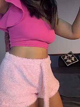 Snapshot of Cinderella-98 chatting on March 11, 2026, 5:56 am Cinderella-98 online show from March 11, 2026, 5:56 am