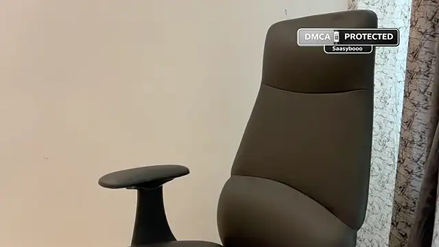 Unique-Beauty online show from June 18, 2026, 6:56 am