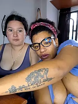 Selket11 online show from March 9, 2025, 5:39 pm