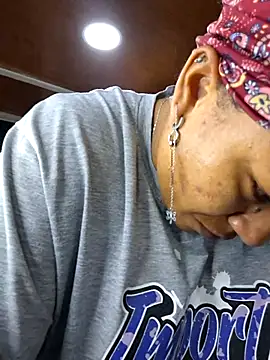 Selket11 online show from March 22, 2025, 4:58 pm