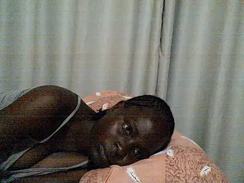 Snapshot of ara_bella chatting on November 9, 2025, 10:03 pm ara bella online show from November 9, 2025, 10:03 pm