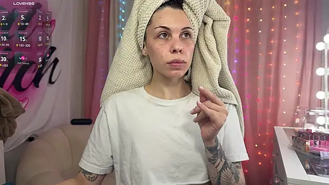 NattyFierros online show from July 17, 2026, 9:45 pm