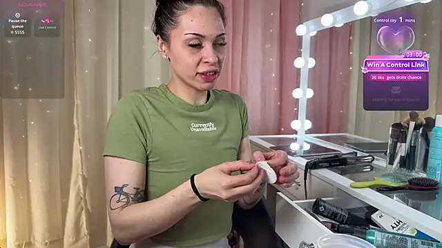 NattyFierros online show from June 7, 2026, 6:51 am