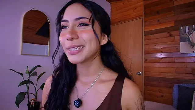 Snapshot of amber_curly chatting on June 9, 2026, 9:05 pm amber curly online show from June 9, 2026, 9:05 pm