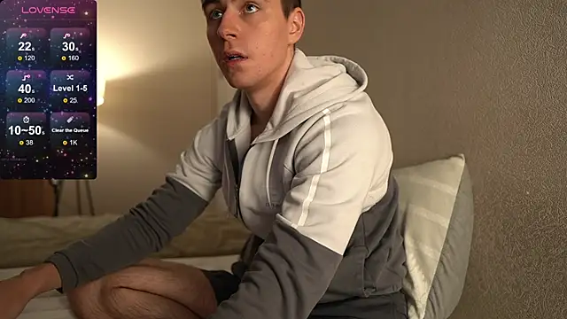 TaisonBrownX online show from September 30, 2025, 7:09 pm