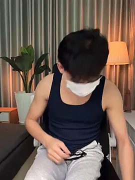 MinhTuanLive online show from April 28, 2026, 12:42 pm