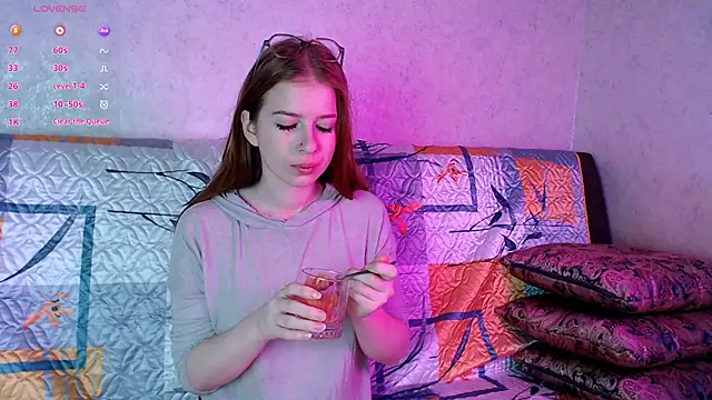 KatalinaAmore online show from October 7, 2025, 3:13 pm