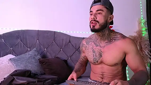 john cartter1 online show from February 18, 2026, 12:45 pm