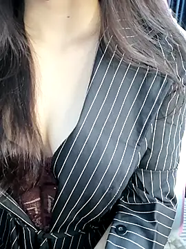  Linez  online show from September 27, 2025, 6:14 pm