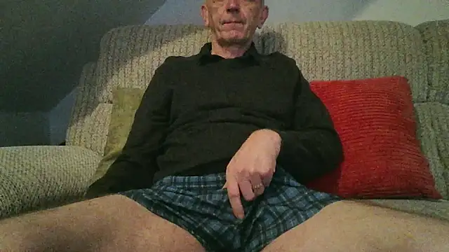 mr english50 online show from May 19, 2026, 5:03 am