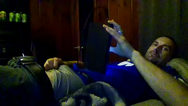 Snapshot of ryan100craige chatting on July 29, 2026, 3:39 am ryan100craige online show from July 29, 2026, 3:39 am