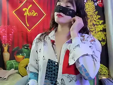 Sugar lipsz online show from January 15, 2026, 4:38 am