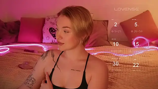 kris69kiss online show from March 9, 2025, 4:33 pm