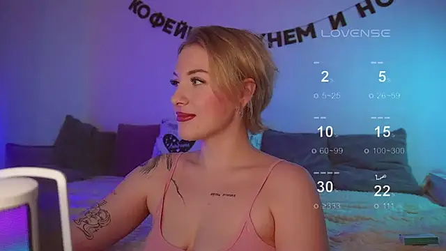 kris69kiss online show from March 11, 2025, 3:56 pm