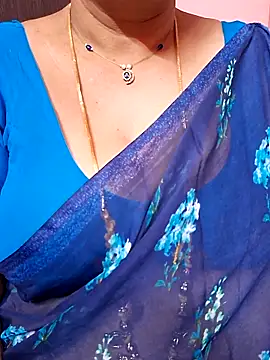 ananya956 online show from May 1, 2026, 9:14 am