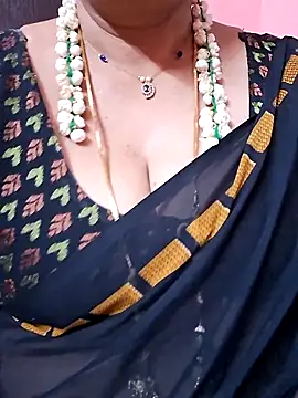 ananya956 online show from May 9, 2026, 2:37 am