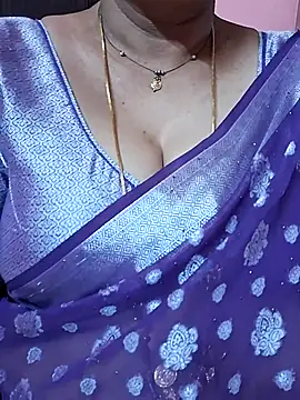 ananya956 online show from April 26, 2026, 11:40 am