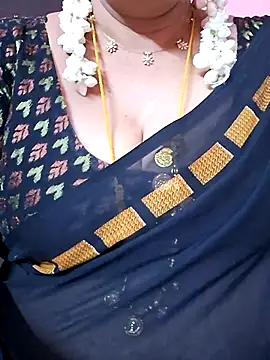 ananya956 online show from June 7, 2026, 2:11 pm