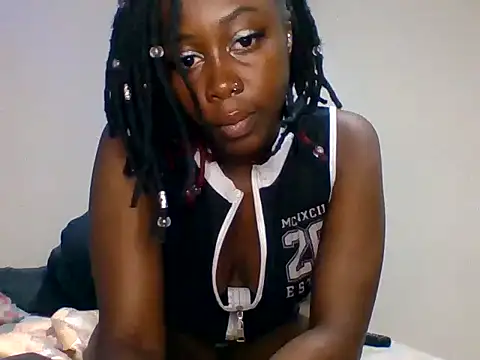 Lyiaspark online show from February 2, 2025, 11:18 am