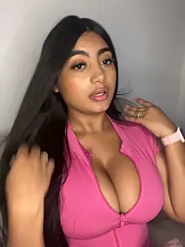 Karla thompson   online show from April 12, 2026, 4:27 am