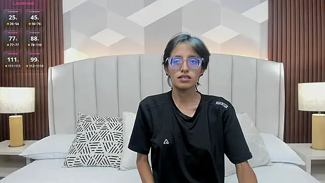 Snapshot of Marge_lasander chatting on March 23, 2026, 1:39 am Marge lasander online show from March 23, 2026, 1:39 am