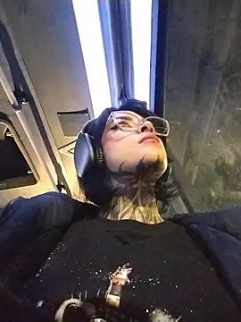 Snapshot of taaylor33 chatting on March 8, 2026, 12:05 am taaylor33 online show from March 8, 2026, 12:05 am