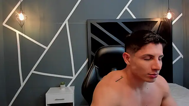 Johan Williams 07 online show from January 31, 2025, 2:26 am