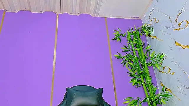 scarlet-jonesx online show from November 6, 2025, 2:04 am