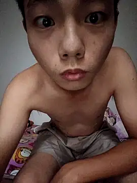 LiuQianXi5726 online show from February 9, 2025, 3:43 am