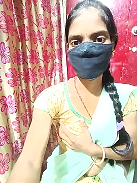 Snapshot of Joshna-Sexy chatting on December 16, 2024, 4:38 pm Joshna-Sexy online show from December 16, 2024, 4:38 pm