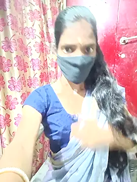 Snapshot of Joshna-Sexy chatting on January 20, 2025, 3:37 am Joshna-Sexy online show from January 20, 2025, 3:37 am