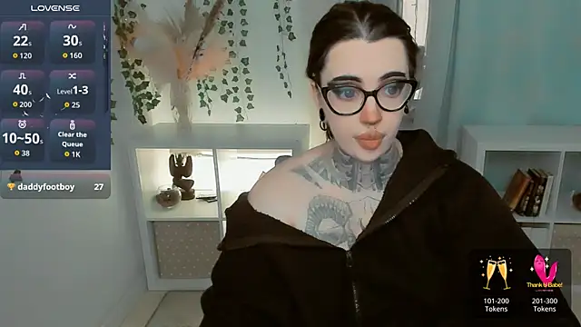 Dixi Pixi  online show from July 19, 2026, 5:38 am