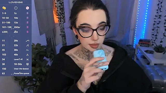 Dixi Pixi  online show from June 11, 2026, 5:37 am