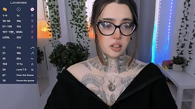 Dixi Pixi  online show from May 1, 2026, 5:45 am