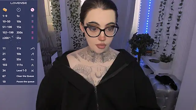 Dixi Pixi  online show from June 19, 2026, 5:35 am