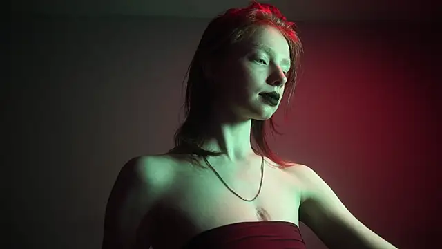 ginger hugs online show from June 12, 2026, 10:07 pm