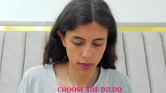 FreyaMoller online show from September 10, 2025, 7:46 pm