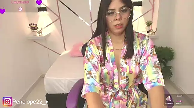 penelope22x  online show from March 12, 2025, 7:35 am