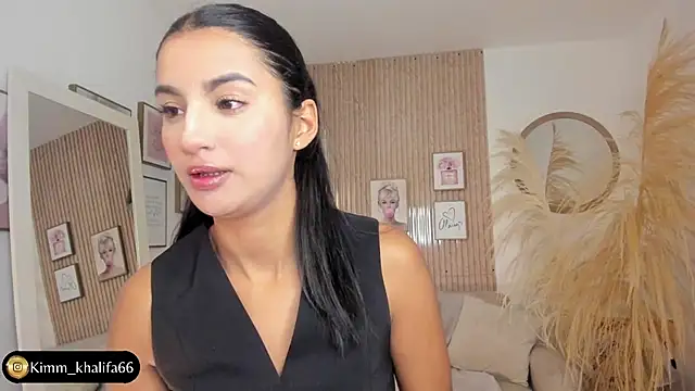 Kimm khalifa online show from March 13, 2025, 9:37 pm