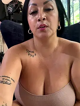 Milk chloe online show from January 8, 2026, 8:04 pm