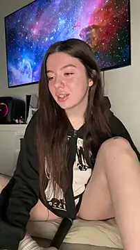 Kimi Ass online show from May 4, 2026, 9:45 am