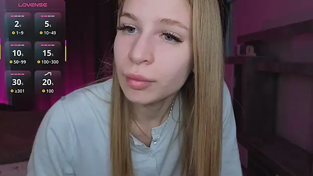 Snapshot of Elis_Fox chatting on March 20, 2026, 5:08 am Elis Fox online show from March 20, 2026, 5:08 am