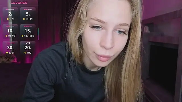 Snapshot of Elis_Fox chatting on March 8, 2026, 11:02 am Elis Fox online show from March 8, 2026, 11:02 am